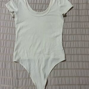 American Eagle Outfitters Ribbed White Top